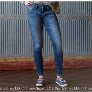 Roswell Skinny Jeans